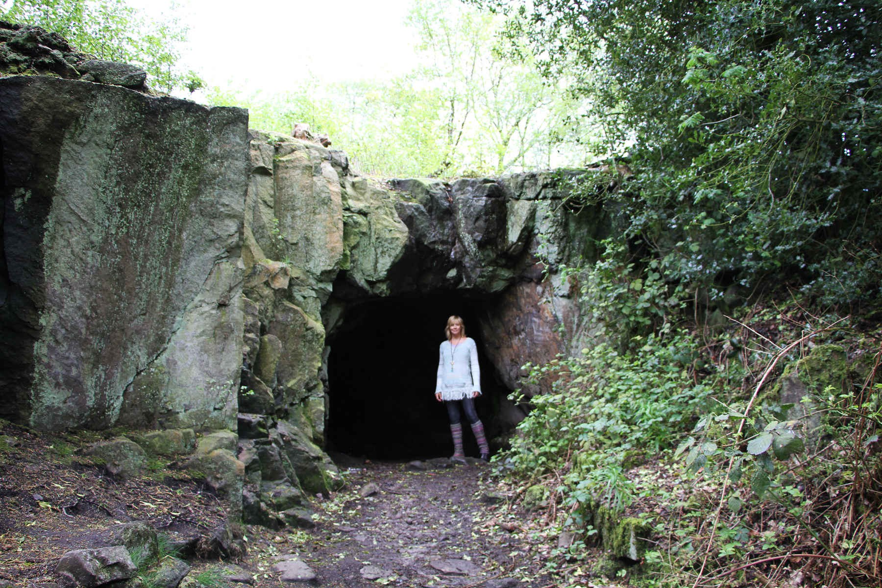 Jodi at the cave&apos;s entrance